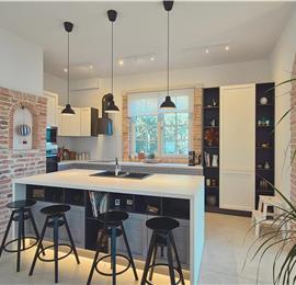 4 bedroom villa with pool and sea views, Kumbor, sleeps 8-10